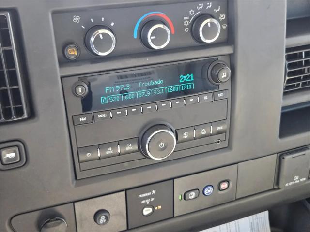 2025 Chevrolet Express Cutaway Work Van