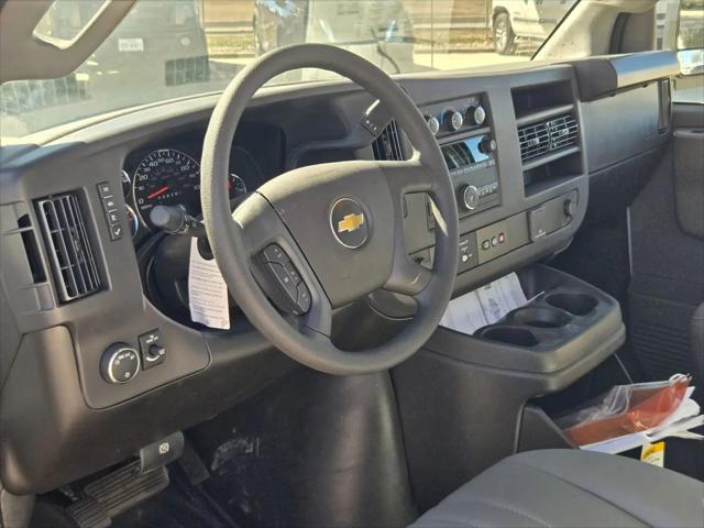 2025 Chevrolet Express Cutaway Work Van