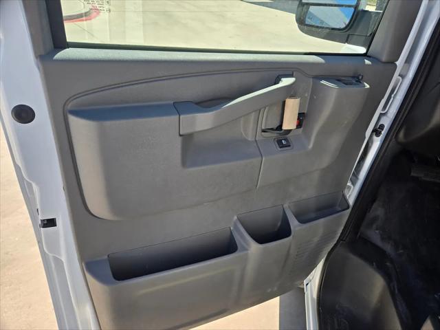 2025 Chevrolet Express Cutaway Work Van