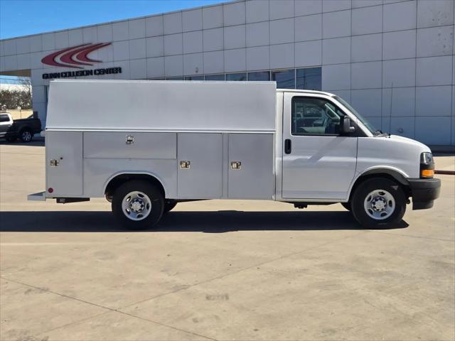 2025 Chevrolet Express Cutaway Work Van