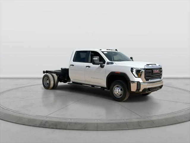 2026 GMC Sierra 3500HD Pro