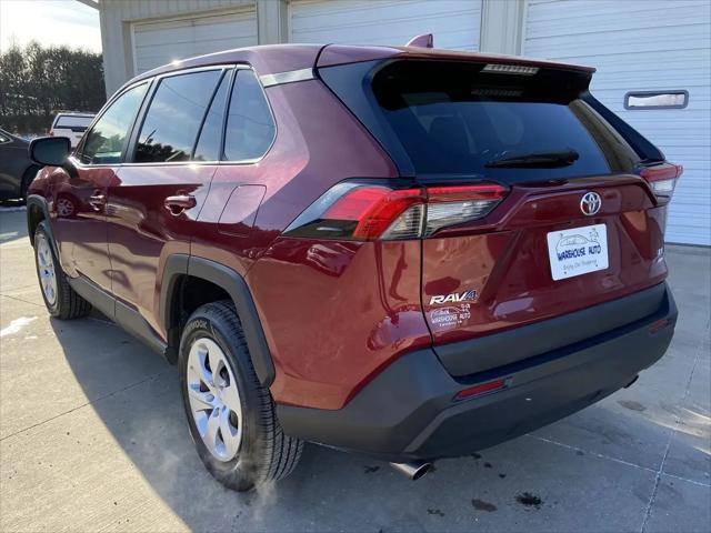 2024 Toyota RAV4 LE
