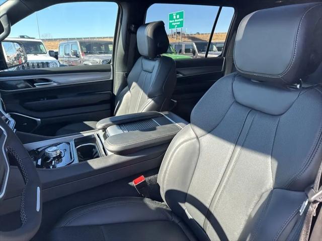 2026 Jeep Grand Wagoneer 4x4