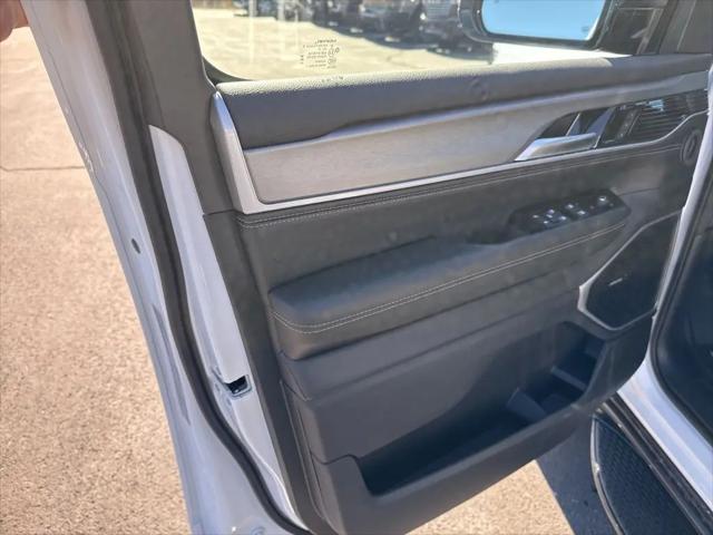 2026 Jeep Grand Wagoneer 4x4