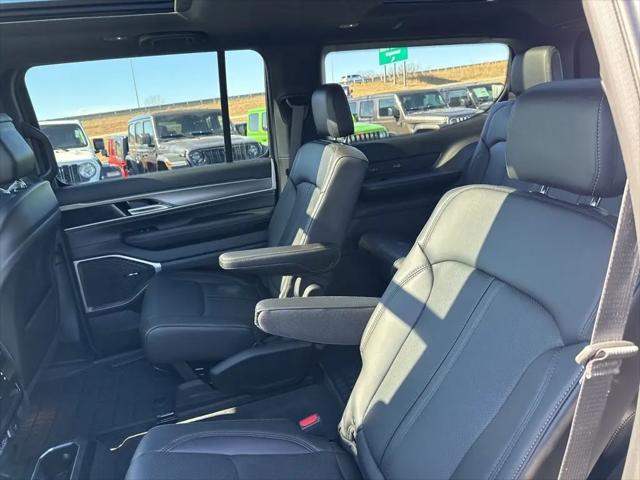 2026 Jeep Grand Wagoneer 4x4