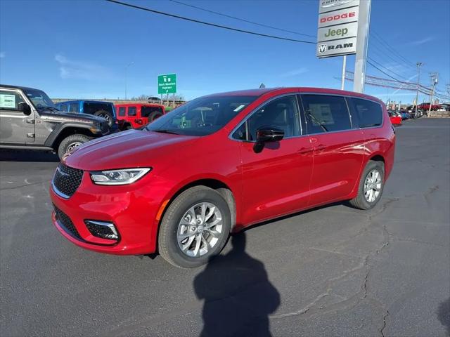 2026 Chrysler Pacifica Select AWD