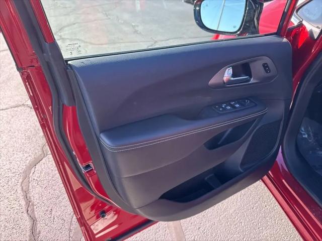 2026 Chrysler Pacifica Select AWD