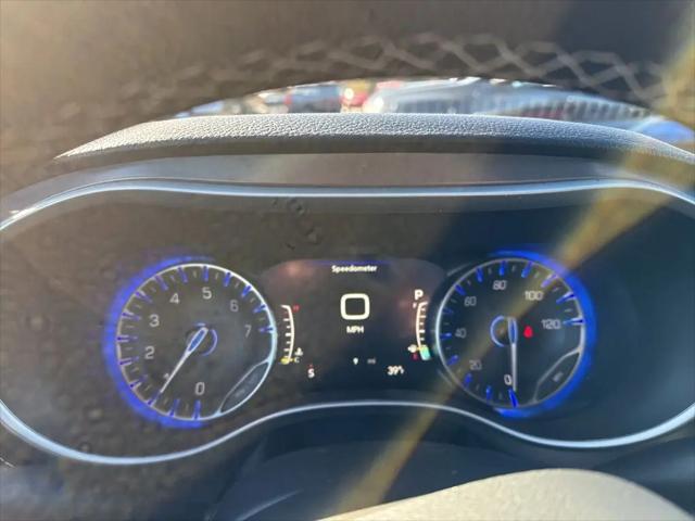 2026 Chrysler Pacifica Select AWD