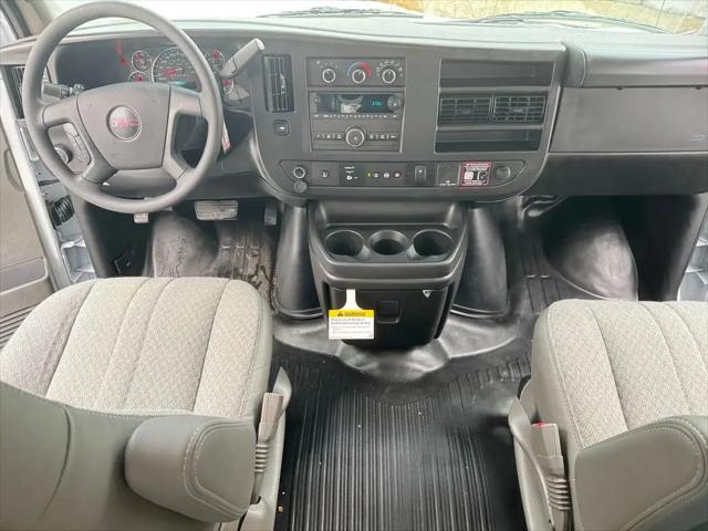 2025 GMC Savana Cutaway Work Van