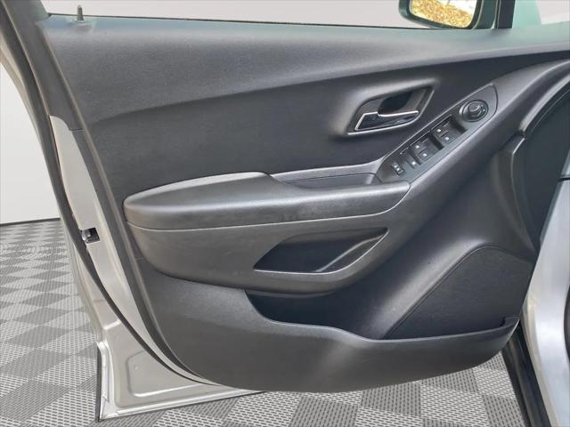 2022 Chevrolet Trax FWD LT