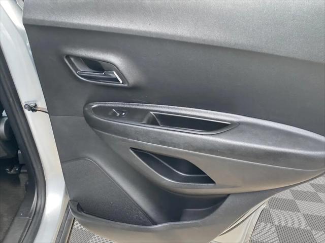 2022 Chevrolet Trax FWD LT