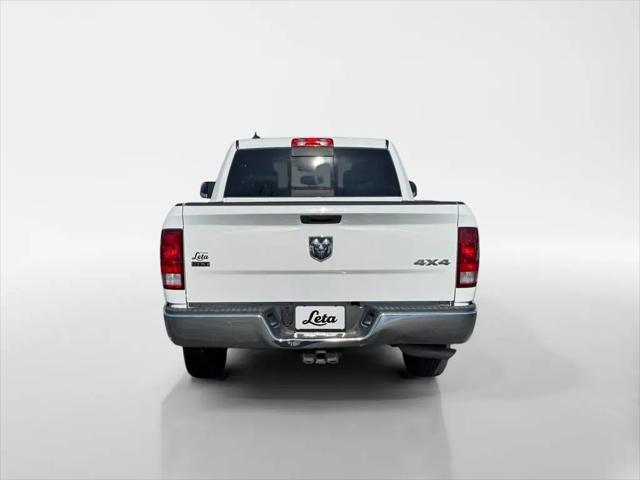 2023 Ram 1500 Classic SLT Crew Cab 4x4 5'7" Box