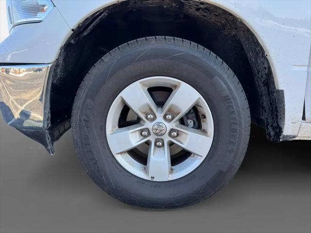 2023 Ram 1500 Classic SLT Crew Cab 4x4 5'7" Box