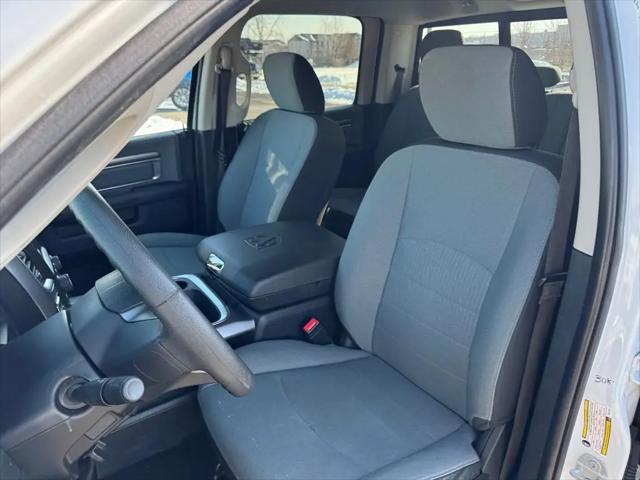 2023 Ram 1500 Classic SLT Crew Cab 4x4 5'7" Box