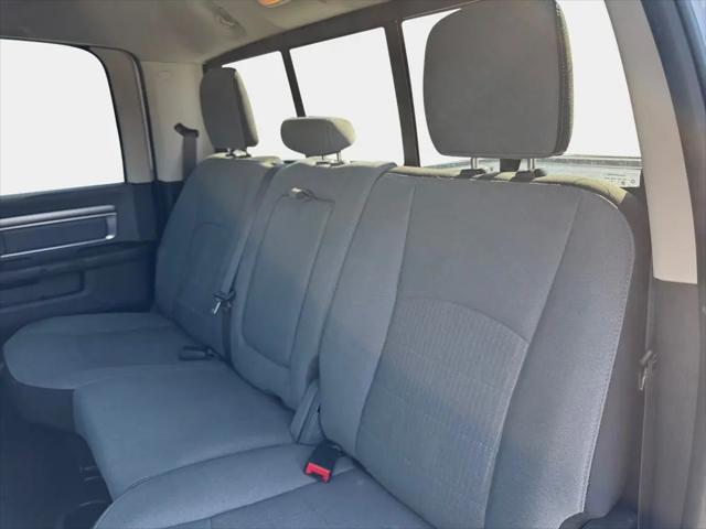 2023 Ram 1500 Classic SLT Crew Cab 4x4 5'7" Box