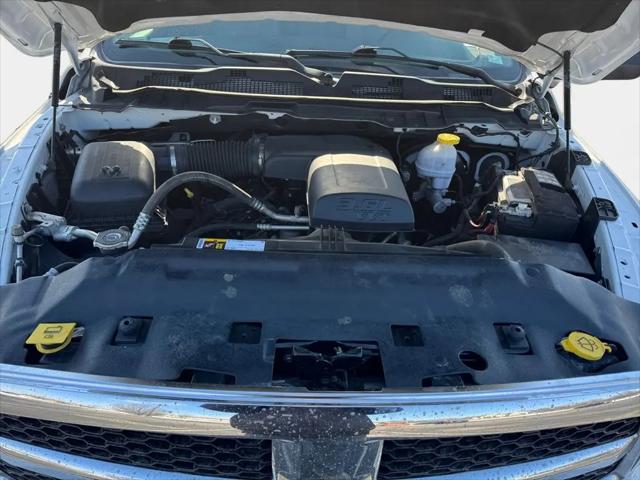 2023 Ram 1500 Classic SLT Crew Cab 4x4 5'7" Box