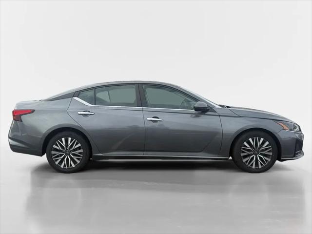 2023 Nissan Altima SV FWD