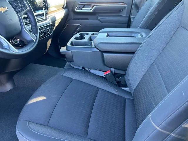 2025 Chevrolet Silverado 2500HD 4WD Crew Cab Standard Bed LT