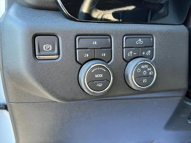 2025 Chevrolet Silverado 2500HD 4WD Crew Cab Standard Bed LT