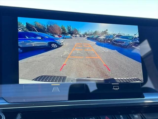 2025 Chevrolet Silverado 2500HD 4WD Crew Cab Standard Bed LT