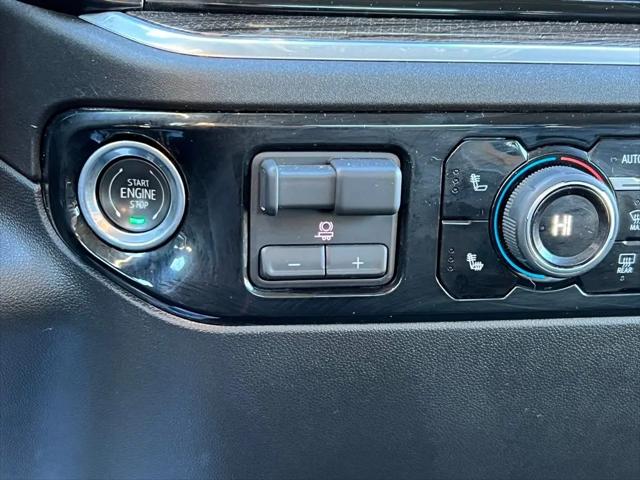 2025 Chevrolet Silverado 2500HD 4WD Crew Cab Standard Bed LT
