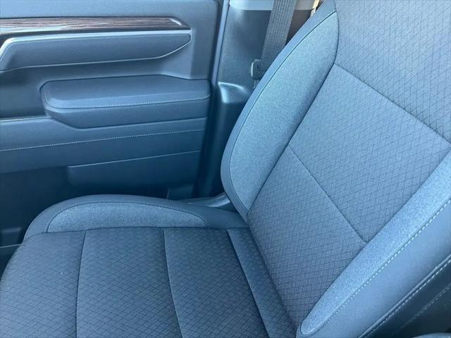 2025 Chevrolet Silverado 2500HD 4WD Crew Cab Standard Bed LT