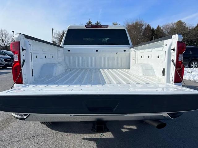 2025 Chevrolet Silverado 2500HD 4WD Crew Cab Standard Bed LT