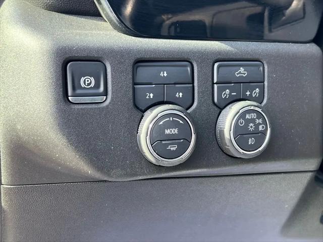 2025 Chevrolet Silverado 2500HD 4WD Crew Cab Standard Bed LT