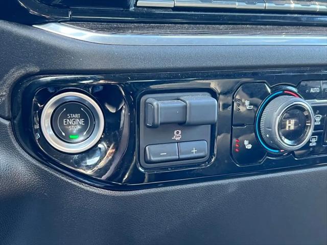 2025 Chevrolet Silverado 2500HD 4WD Crew Cab Standard Bed LT