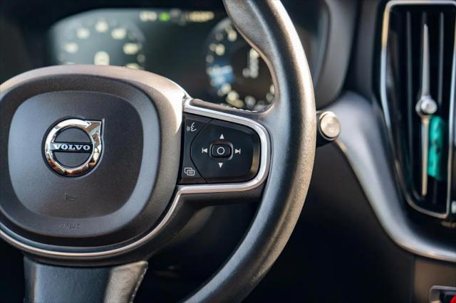 2018 Volvo XC60 T5 Momentum