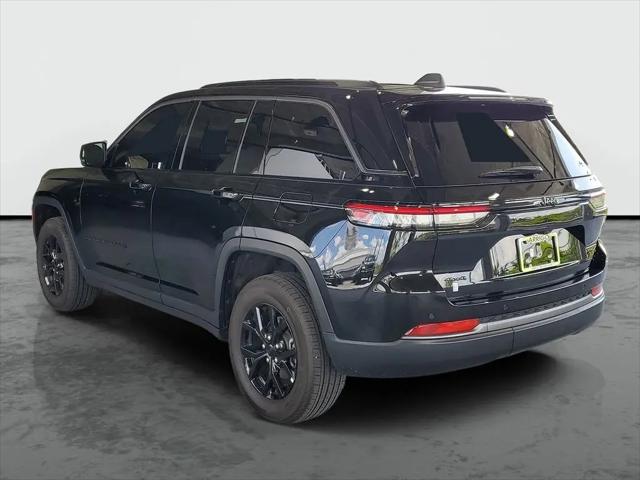 2026 Jeep Grand Cherokee Altitude 4x4