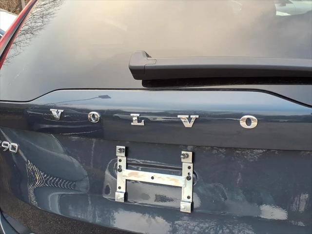 2026 Volvo XC90 Ultra, B6 AWD Gas (mild hybrid), Gasoline, Bright, 7 Seats