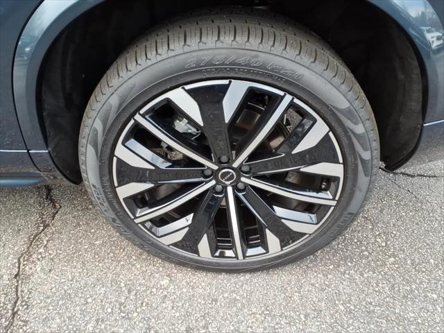 2026 Volvo XC90 Ultra, B6 AWD Gas (mild hybrid), Gasoline, Bright, 7 Seats