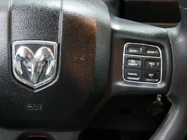 2019 Ram 1500 Classic SLT Crew Cab 4x4 6'4" Box