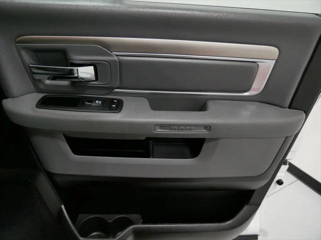 2019 Ram 1500 Classic SLT Crew Cab 4x4 6'4" Box