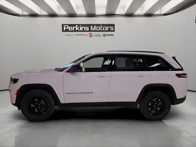 2026 Jeep Grand Cherokee Altitude 4x4