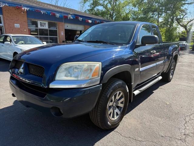 2006 Mitsubishi Raider Duro Cross V8 for sale in Raritan, NJ