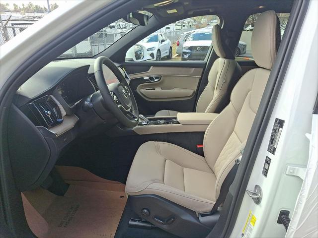 2026 Volvo XC90 Core, B6 AWD Gas (mild hybrid), Gasoline, Bright, 7 Seats
