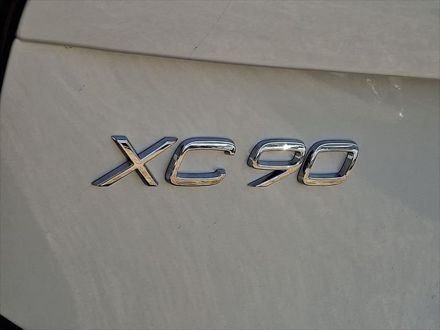 2026 Volvo XC90 Core, B6 AWD Gas (mild hybrid), Gasoline, Bright, 7 Seats