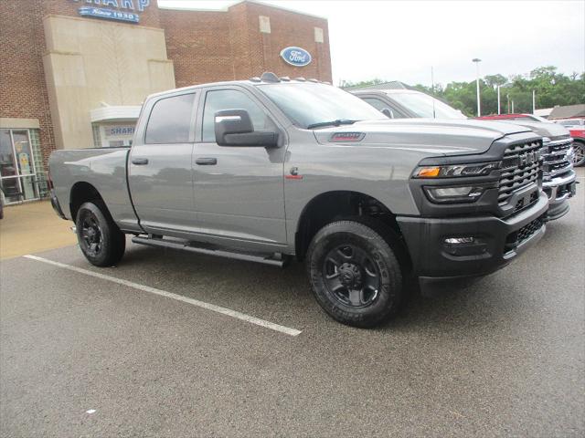 2026 RAM Ram 3500 RAM 3500 TRADESMAN CREW CAB 4X4 64 BOX