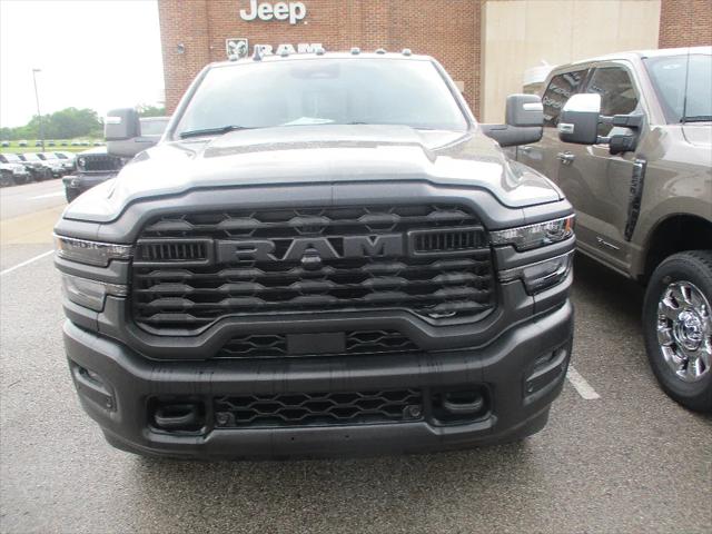 2026 RAM Ram 3500 RAM 3500 TRADESMAN CREW CAB 4X4 64 BOX
