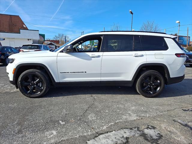 2023 Jeep Grand Cherokee L Altitude 4x4 2023 Jeep Grand Cherokee L Altitude 4x4