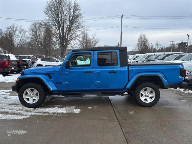 2022 Jeep Gladiator Sport S 4x4