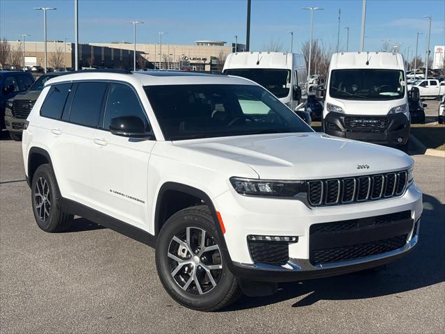 2025 Jeep Grand Cherokee GRAND CHEROKEE L LIMITED 4X4