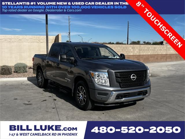 2024 Nissan TITAN Crew Cab SV 4x4
