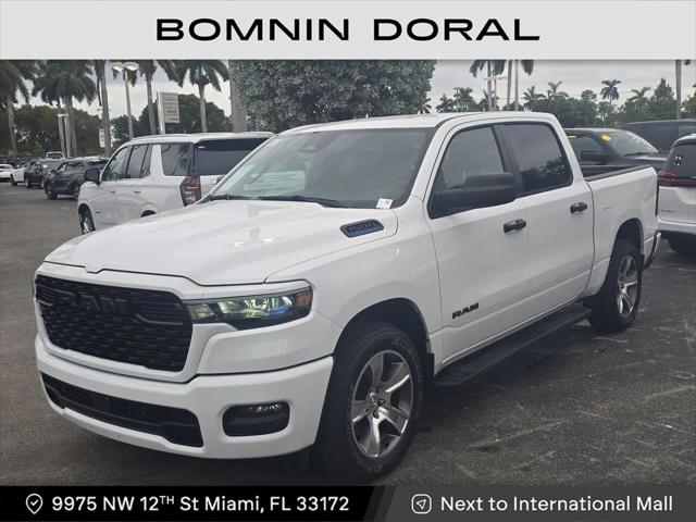 2025 RAM 1500 Tradesman Crew Cab 4x2 57 Box