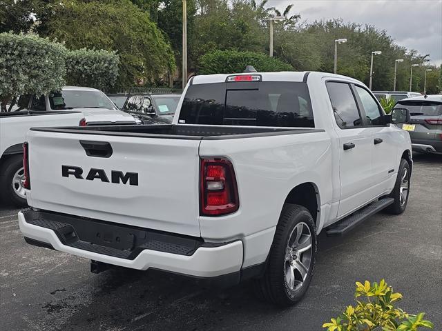 2025 RAM 1500 Tradesman Crew Cab 4x2 57 Box