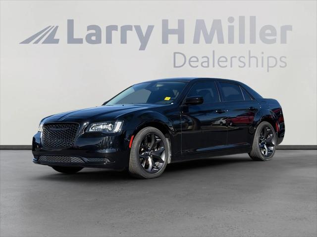 2023 Chrysler 300 Touring