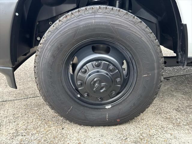 2026 RAM Ram 3500 RAM 3500 TRADESMAN CREW CAB 4X4 8 BOX