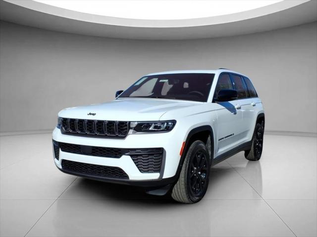 2026 Jeep Grand Cherokee Altitude 4x4 for sale in Fort Mill, SC